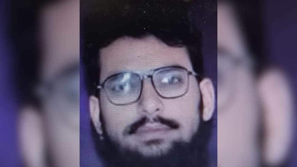 2019  Pulwama terror attack mastermind Hamza Burhan killed by unknown gunmen in PoK