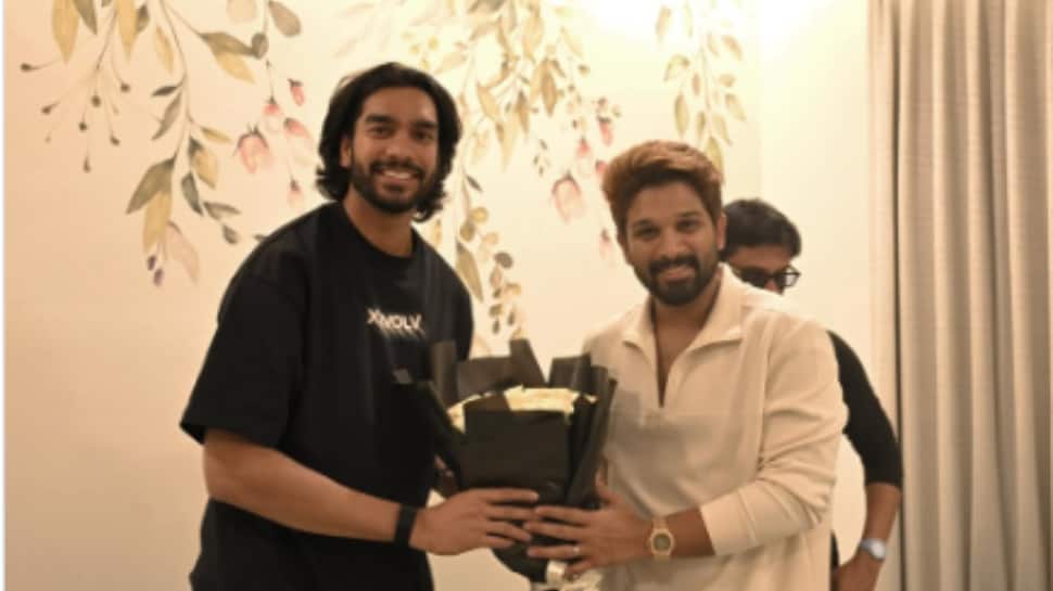 Venkatesh Iyer meets Allu Arjun, gifts signed jersey to Pushpa star’s son