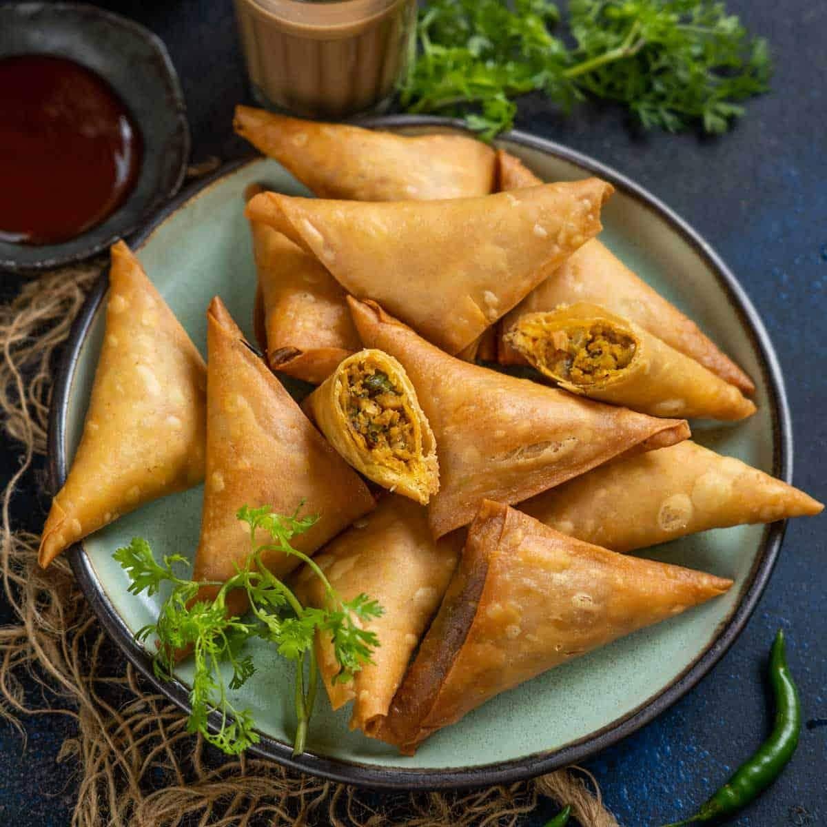 Pakistan Rasheed Samosa 10 countries, 10 unique samosas: How the world reinvented India’s ...