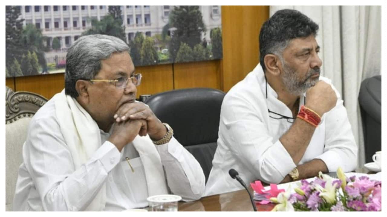 K`taka Congress crisis: Siddaramaiah in Delhi; Shivakumar smiles at ‘next CM’ question - What Next?