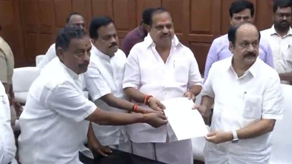 Tamil Nadu: AIADMK rebels rally behind EPS in reunification bid following TVK row