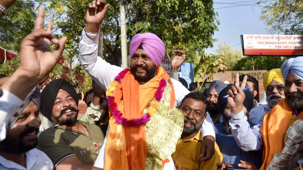 AAP sweeps polls, wins 102 urban bodies ahead of 2027 battle
