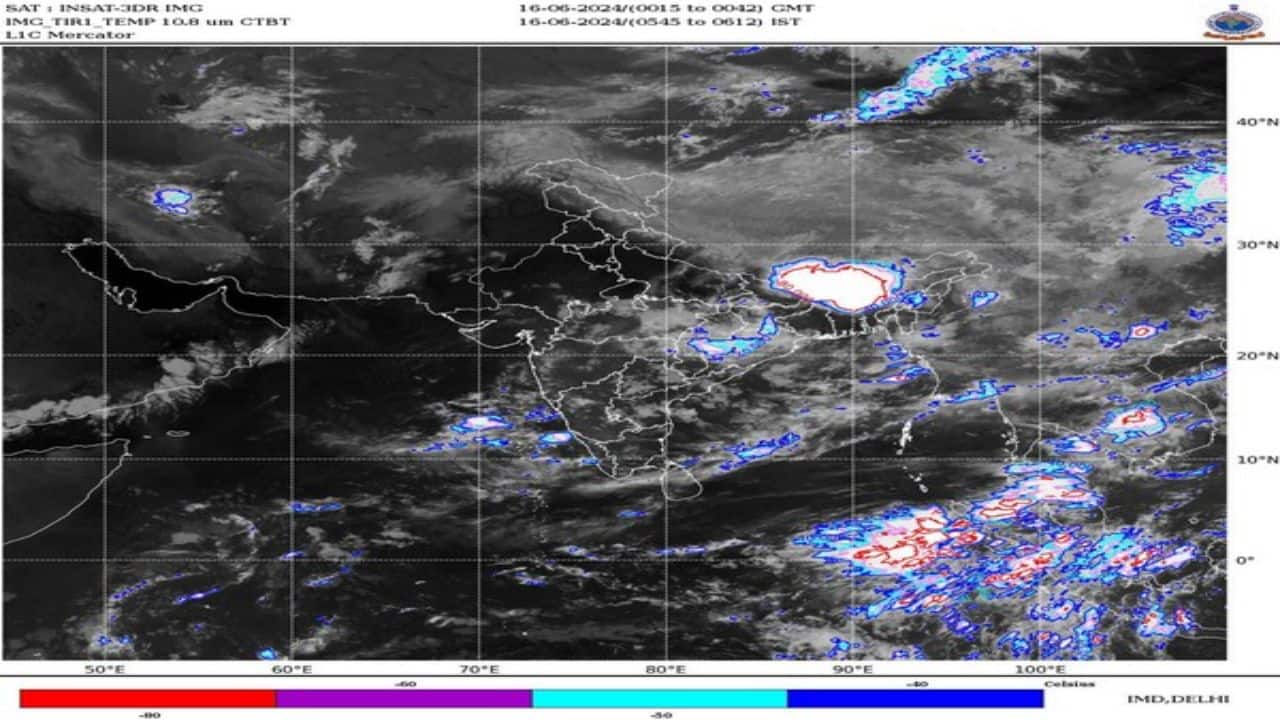 Heavy rain alert in 17 states, including Delhi, UP and Bihar – but where will heat still trouble people?