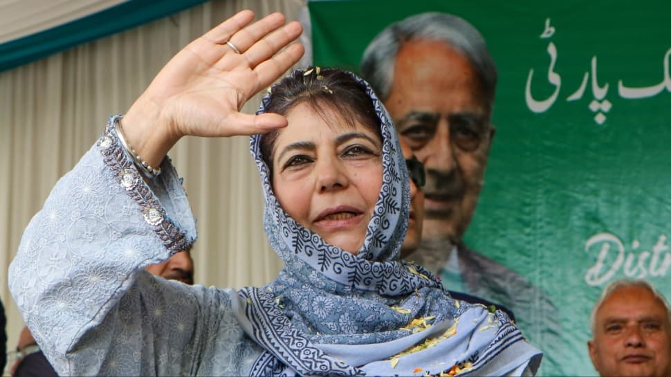 Mehbooba Mufti writes to Omar Abdullah and all J&K leaders for united dialogue with PM, Home Minister