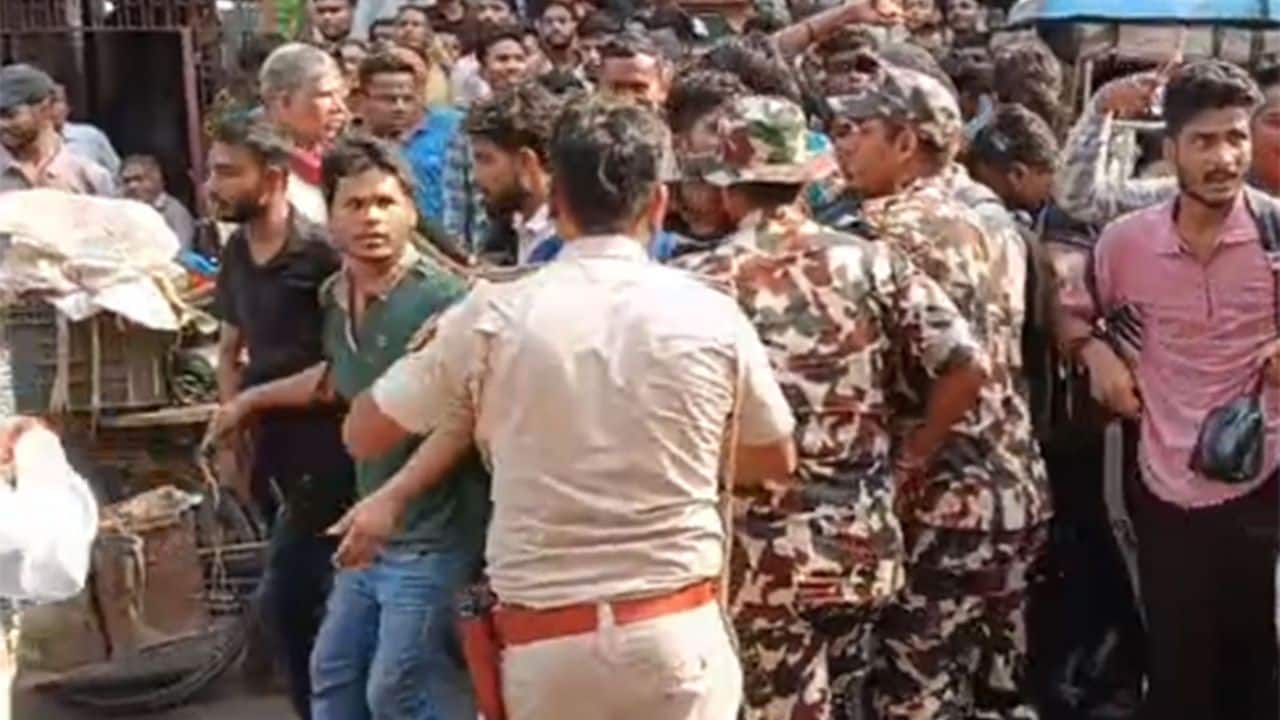 Students protest after firing incident outside Khan Sir`s coaching institute in Patna; heavy security deployed