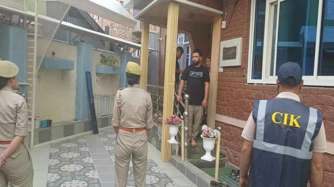 CIK conducts search operation in six Kashmir districts in terror related case