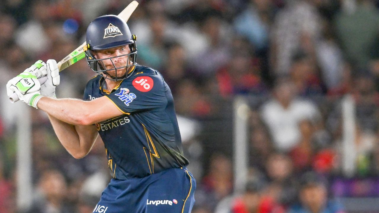 Jos Buttler - 374 Runs