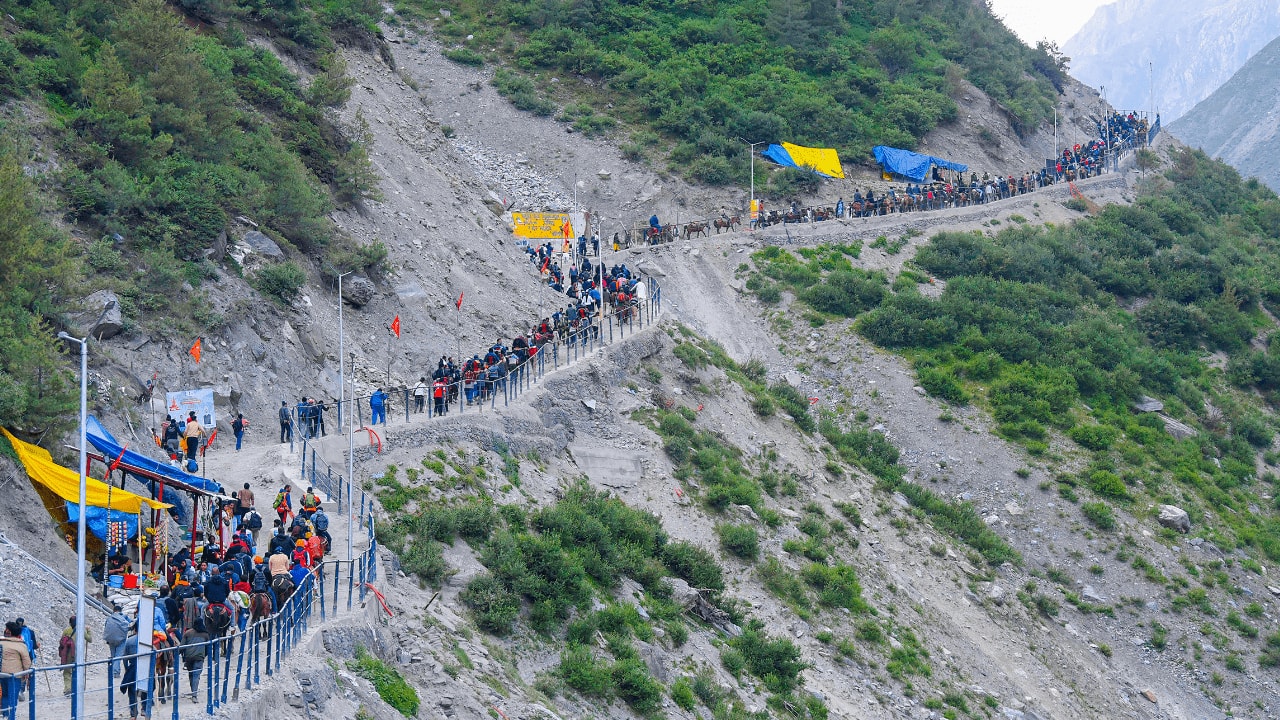 Amarnath yatra 2026: Authorities declare Baltal, Pahalgam routes ‘no-fly’ zones; Helicopter services suspended