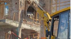 Srinagar Police demolish ₹2-crore illegal property of notorious drug peddler