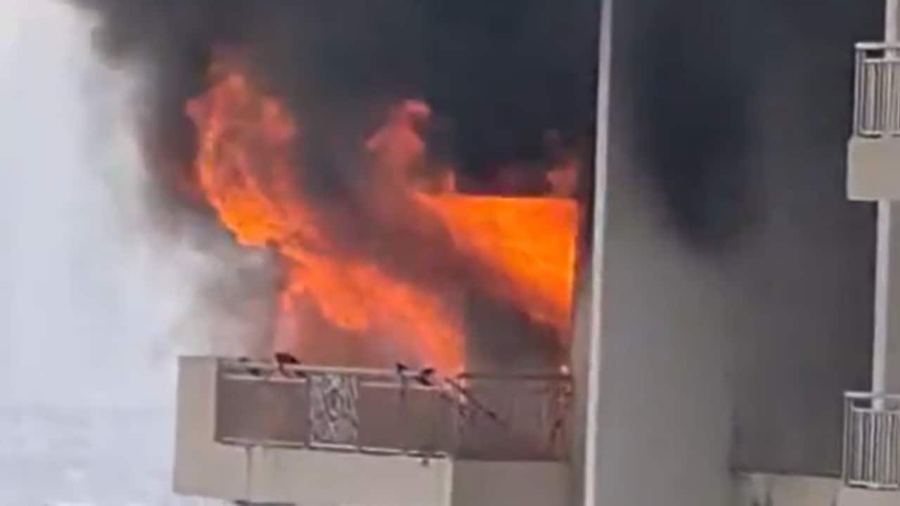 Major fire breaks out at Ivy County Residential Society in Noida Sector 75; fire tenders at scene | SHOCKING VIDEO