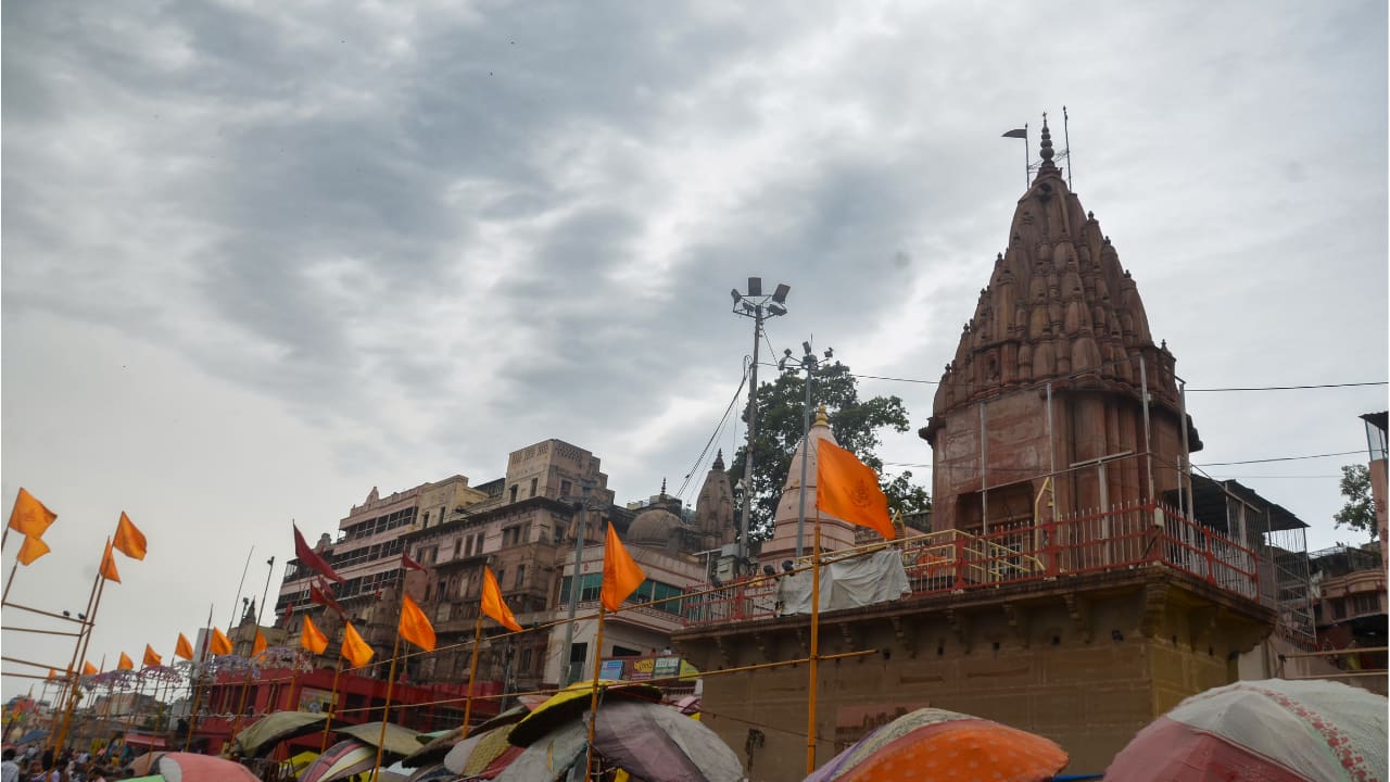 Varanasi Municipal Corporation to relocate meat, fish market