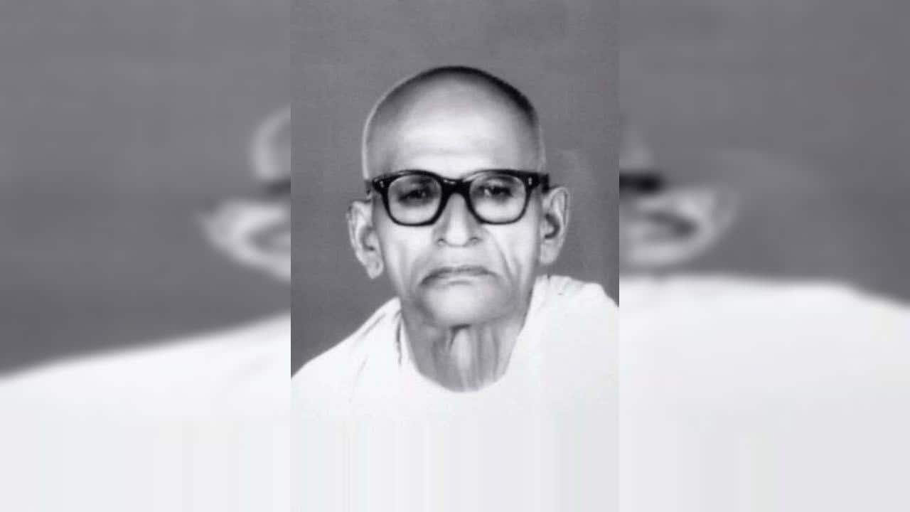He had no degree, no training… still became Bihar’