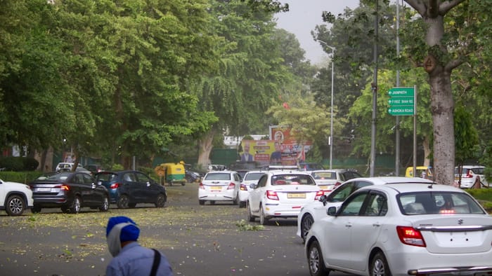 Delhi-NCR weather chaos: Blistering 128 KM/H winds shatter records as storm breaks heatwave; pre-monsoon rain timeline inside