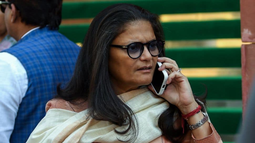 `Didn`t want to be in two boats`: Sushmita Dev on 