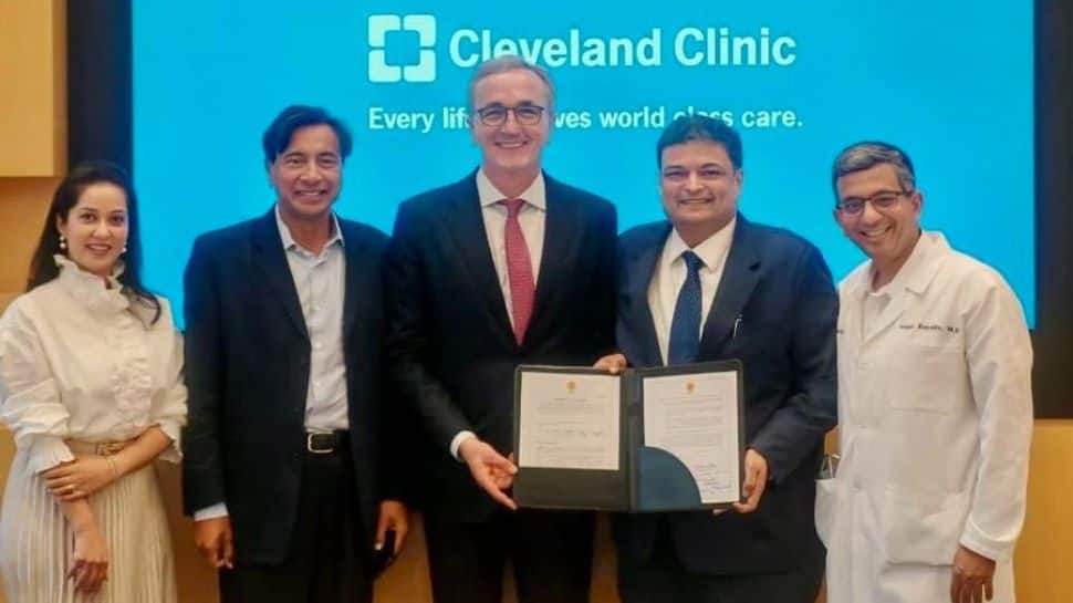 Maharashtra govt signs MoU with Cleveland Clinic, 
