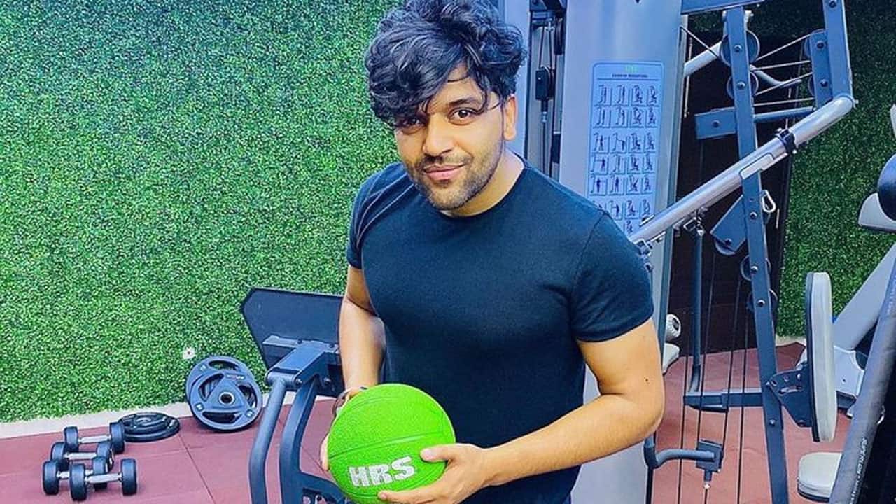 Firing outside singer Guru Randhawa's Delhi gym, Lawrence Bishnoi gang member claims responsibility
