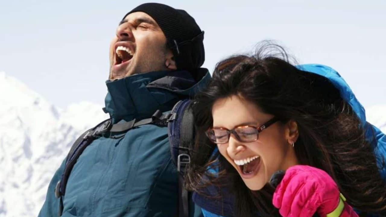 Dialogue of the Day from Yeh Jawaani Hai Deewani: 'Kahin pe pahunchne ke liye, kahin se nikalna...'