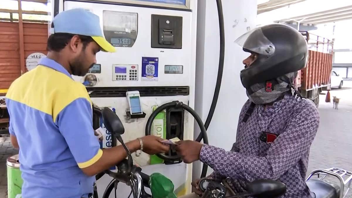 Government restricts bulk sale of diesel, petrol at retail outlets for 90 days