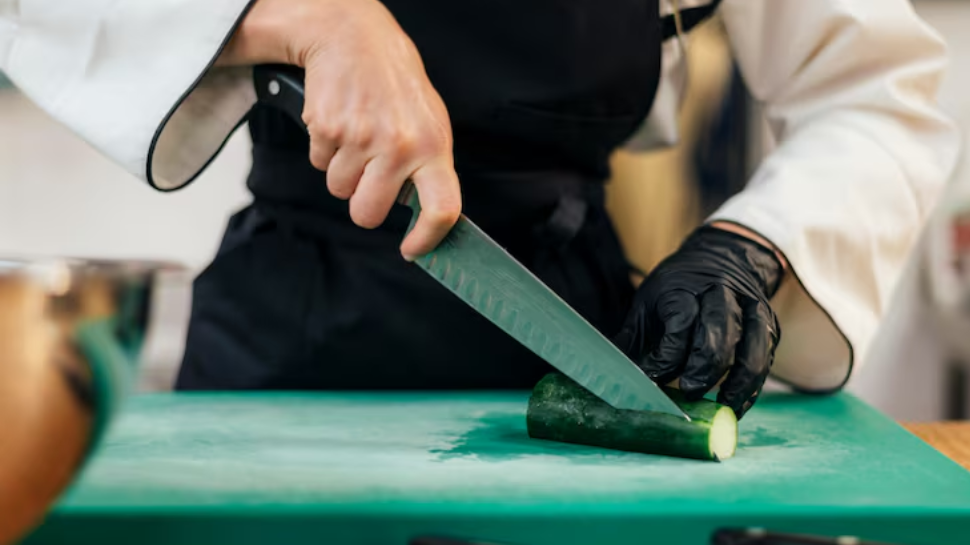 Your food could be at risk: FSSAI issues nationwide warning over rusted knives | Health News Your food could be at risk: FSSAI issues nationwide warning over rusted knives | Health News