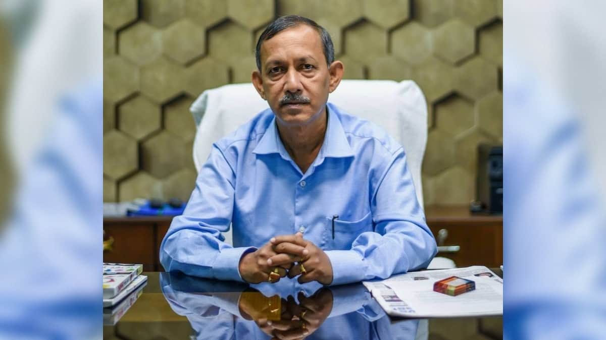 Another Trinamool-run municipal board heading for dissolution as Siliguri Mayor resigns