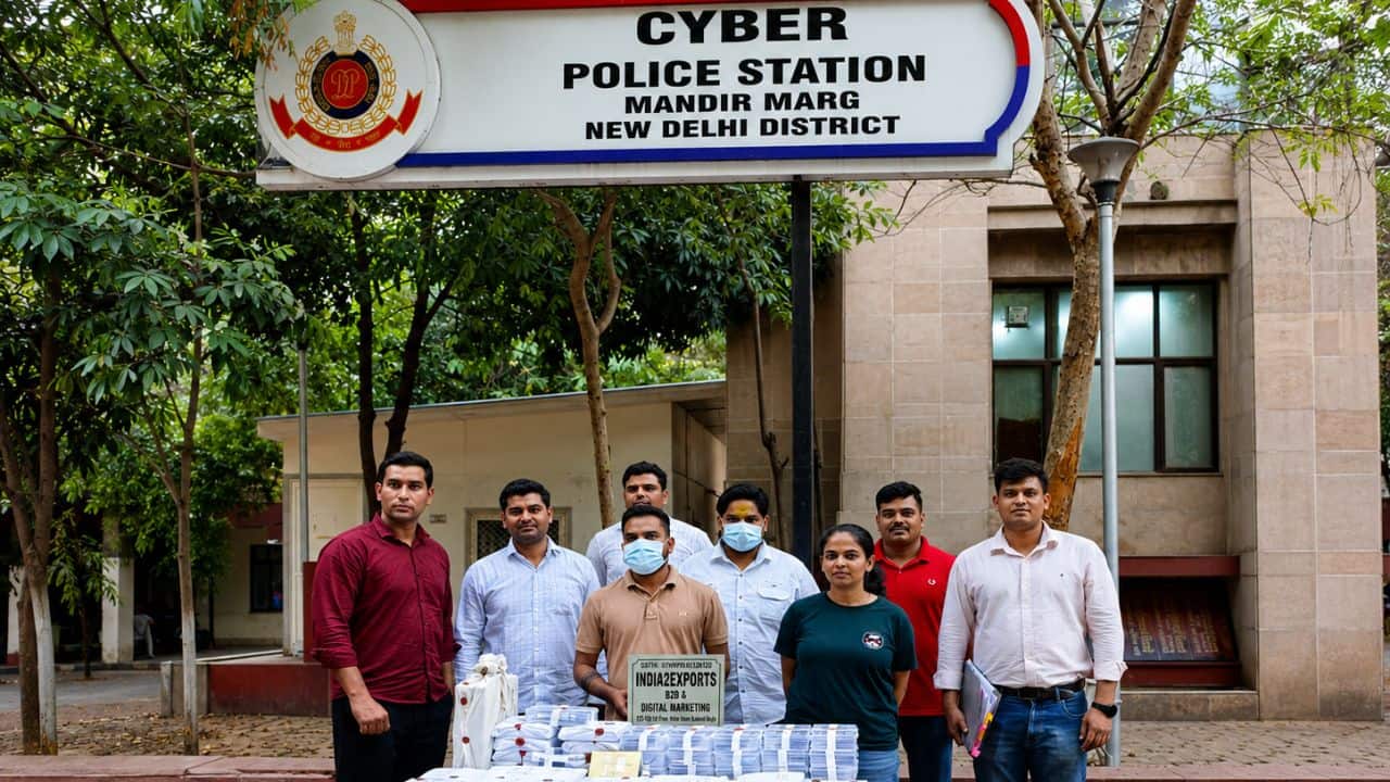 Delhi Police bust fake export call centre, nab 18 in Rs 10.5 lakh cyber fraud racket