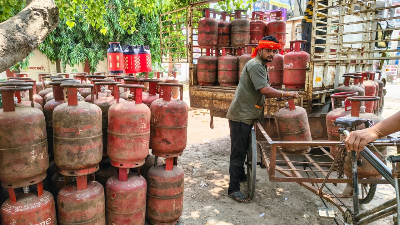 Big relief for industries: Government lifts curbs on commercial LPG, restores feedstock for petrochemicals
