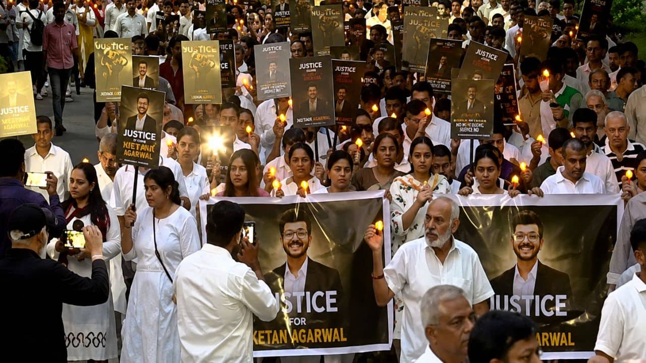 Ketan Agarwal murder case: Family holds candlelight march, seeks justice