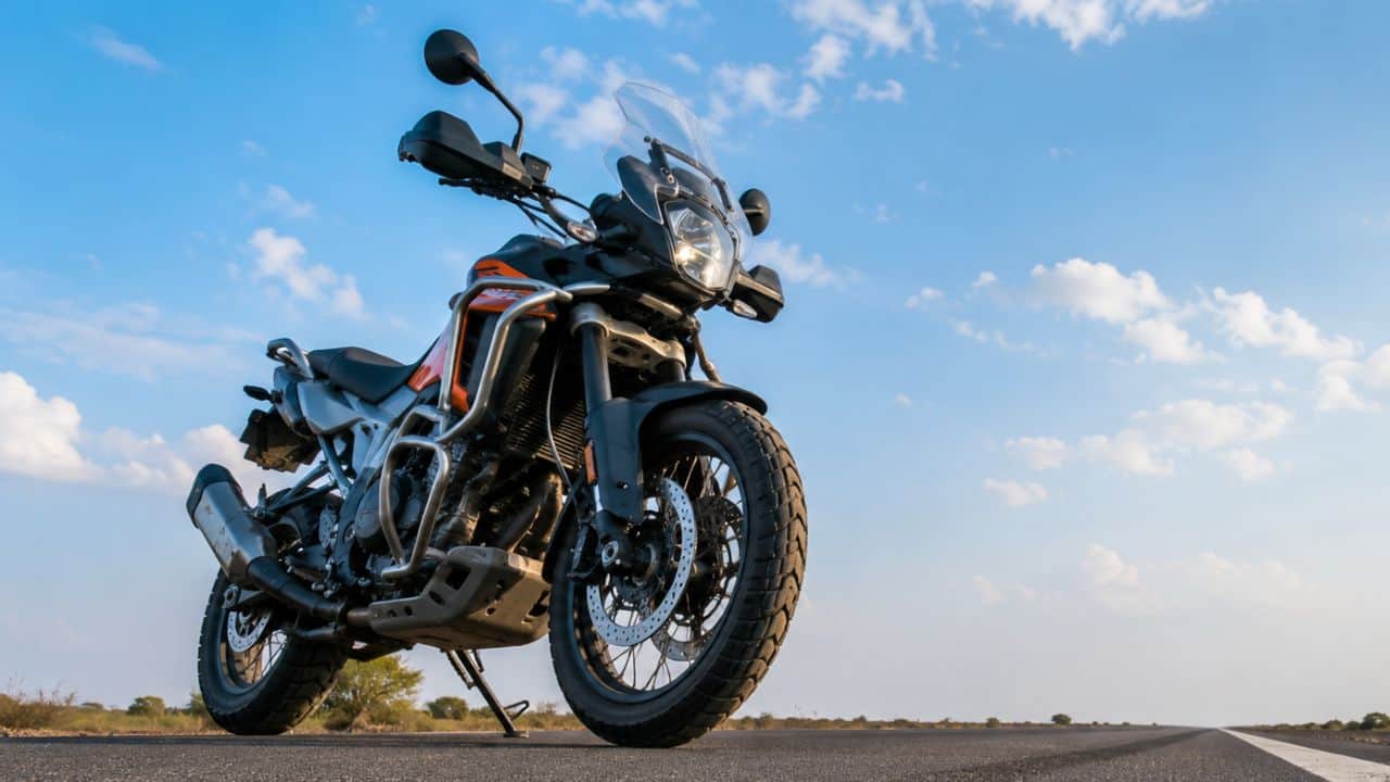 Why motorcycles have different tyre sizes at front and rear? The real engineering reason