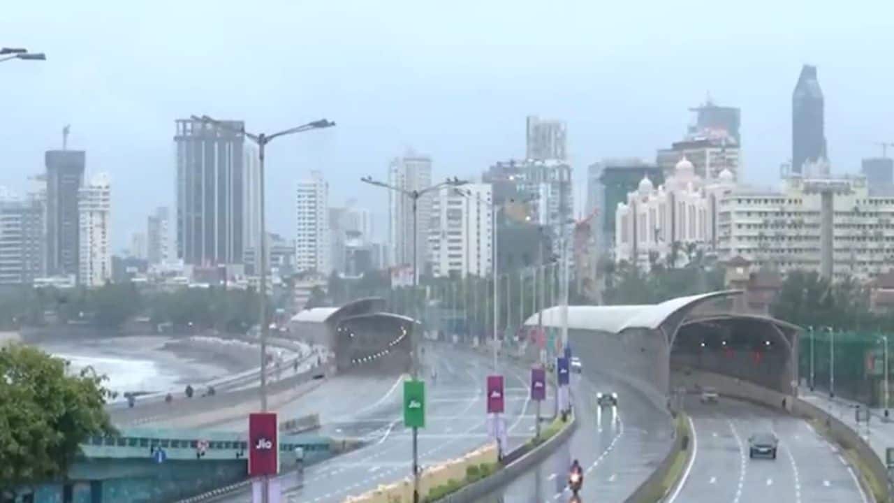 Mumbai rain: IMD issues red alert for Mumbai, schools and colleges shut, waterlogging chokes city