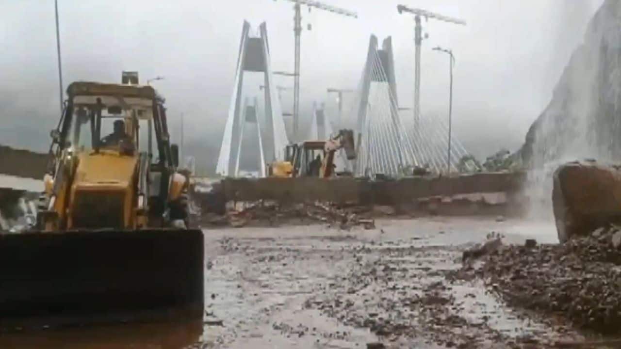 Rain fury: Landslides shut Mumbai-Pune highway and expressway; traffic suspended, trains cancelled, diverted