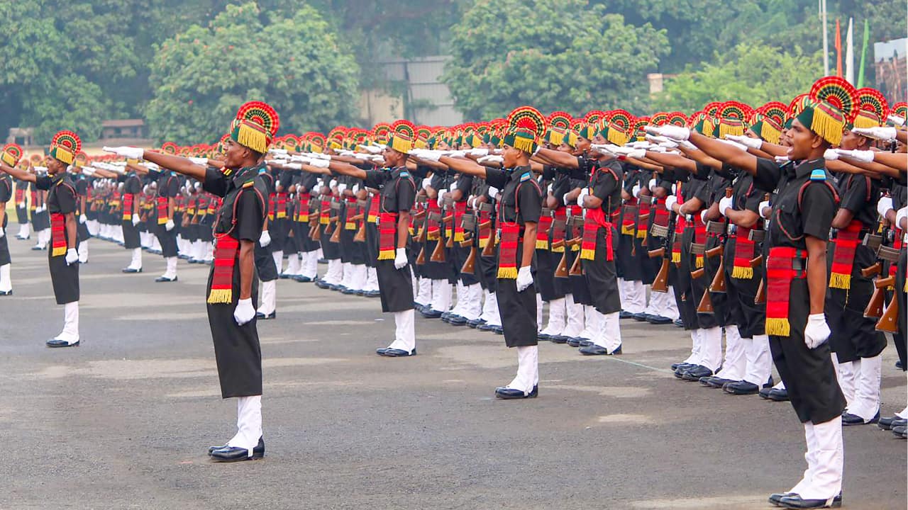 Why do the armed forces propose to retain most Agniveers after 4 years of service?