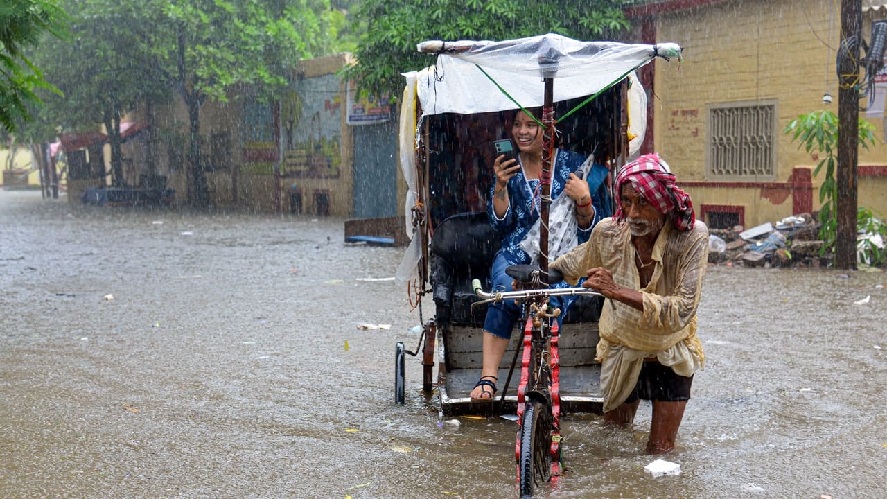 IMD`s Yellow alert: Widespread rainfall, thunderstorms and lightning likely across Bihar