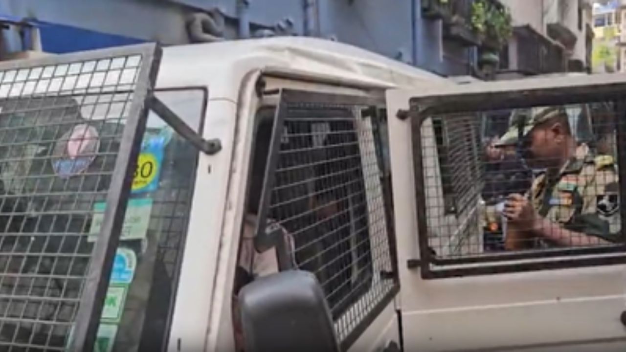 Bengal: Baruipur minor rape-murder accused killed in police encounter: Report Bengal: Baruipur minor rape-murder accused killed in police encounter: Report