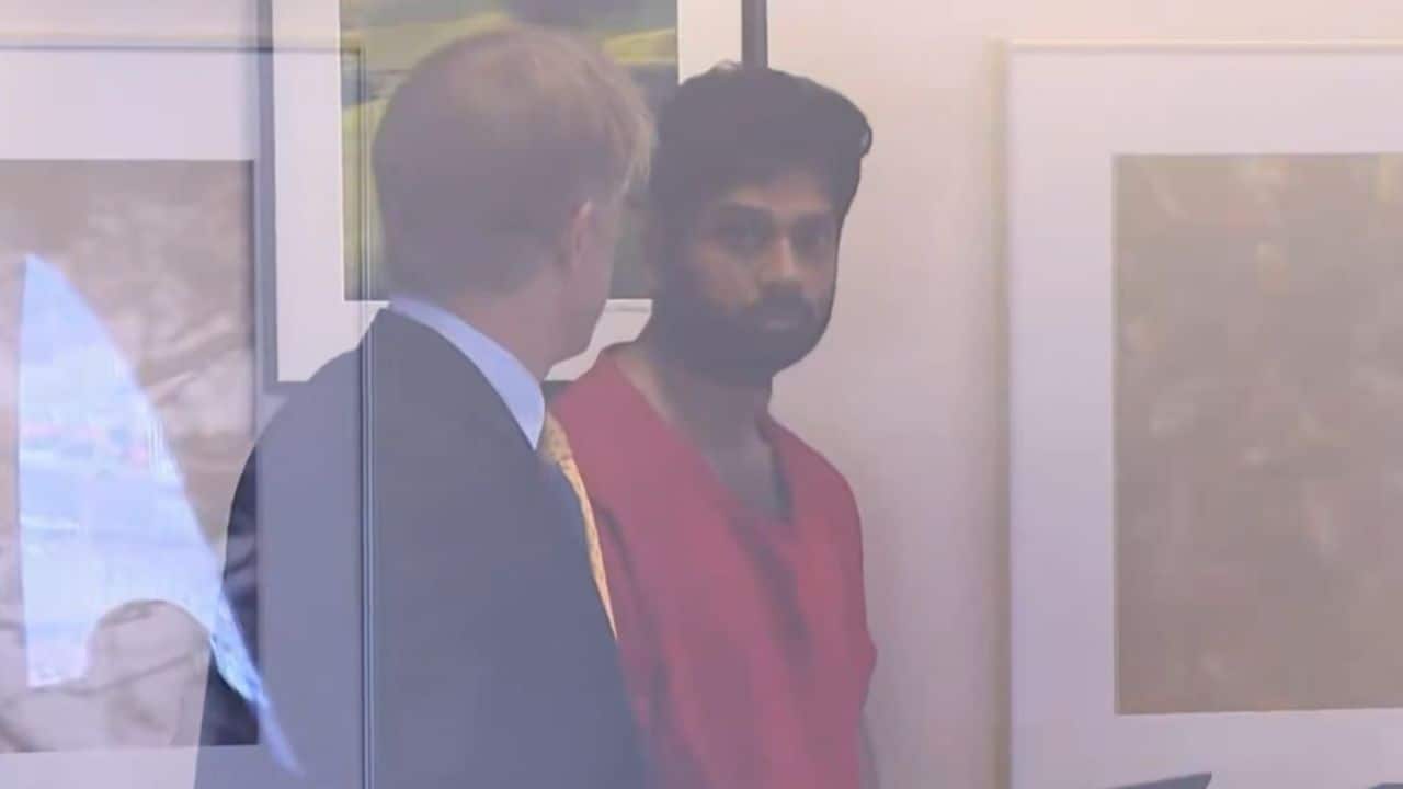 Indian techie killed wife in US, sent dead body`s photograph to girlfriend; arrested
