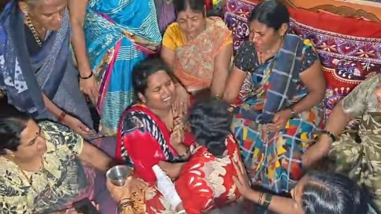 Karnataka accident: 6 friends from Dharwad killed in Yellapur truck crash; PM Modi condoles