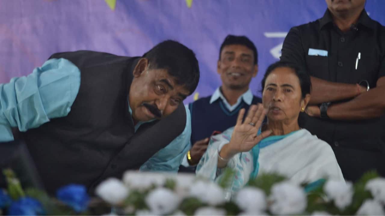 Mamata Banerjee`s close aide Anubrata Mondal switches sides to join rebel TMC camp