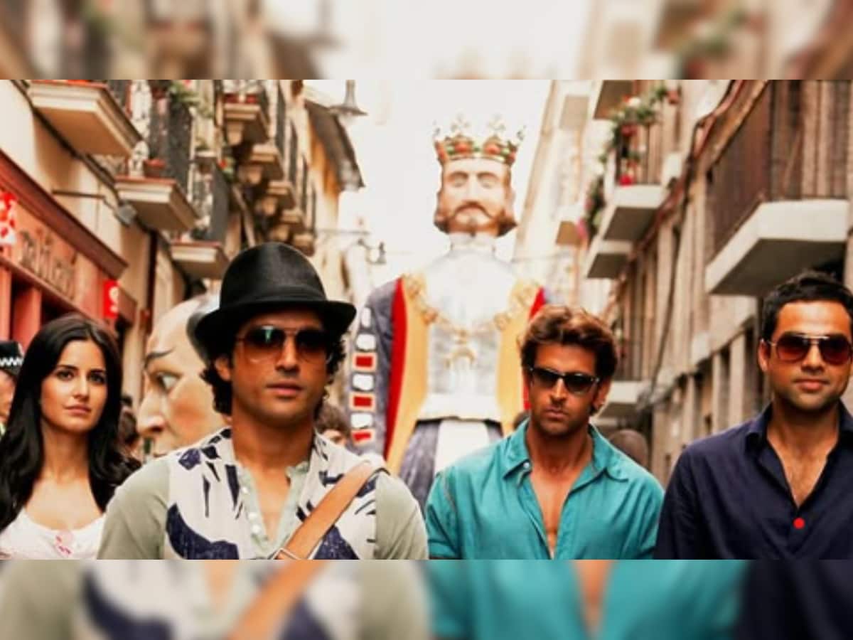 15 years of 'Zindagi Na Milegi Dobara': Hrithik Roshan shares heartfelt  note, 'a journey that continues' | Movies News | Zee News