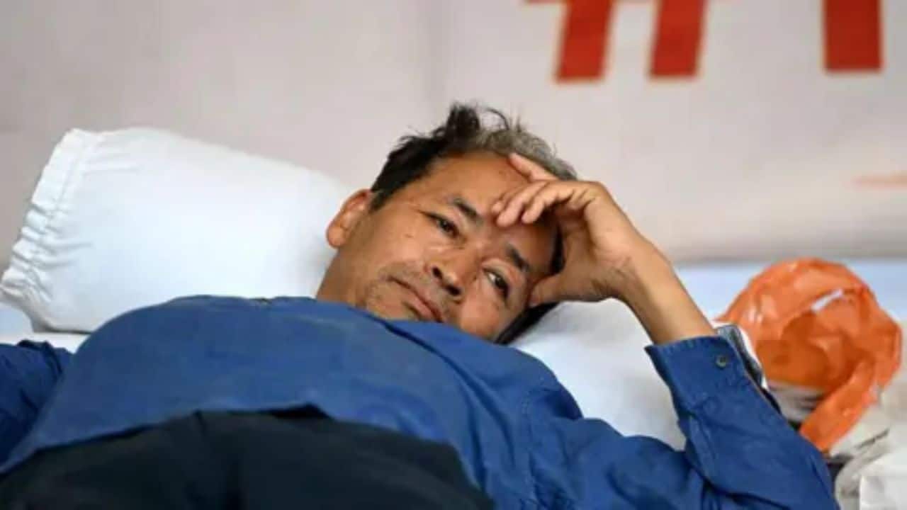 Sonam Wangchuk`s hunger strike enters day 20; opposition leaders extend support at Jantar Mantar