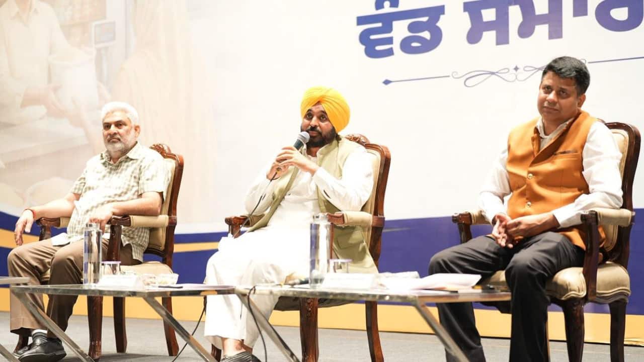 Punjab allots 2,800 new ration depots, 5.5 lakh beneficiaries to get food grains closer to home