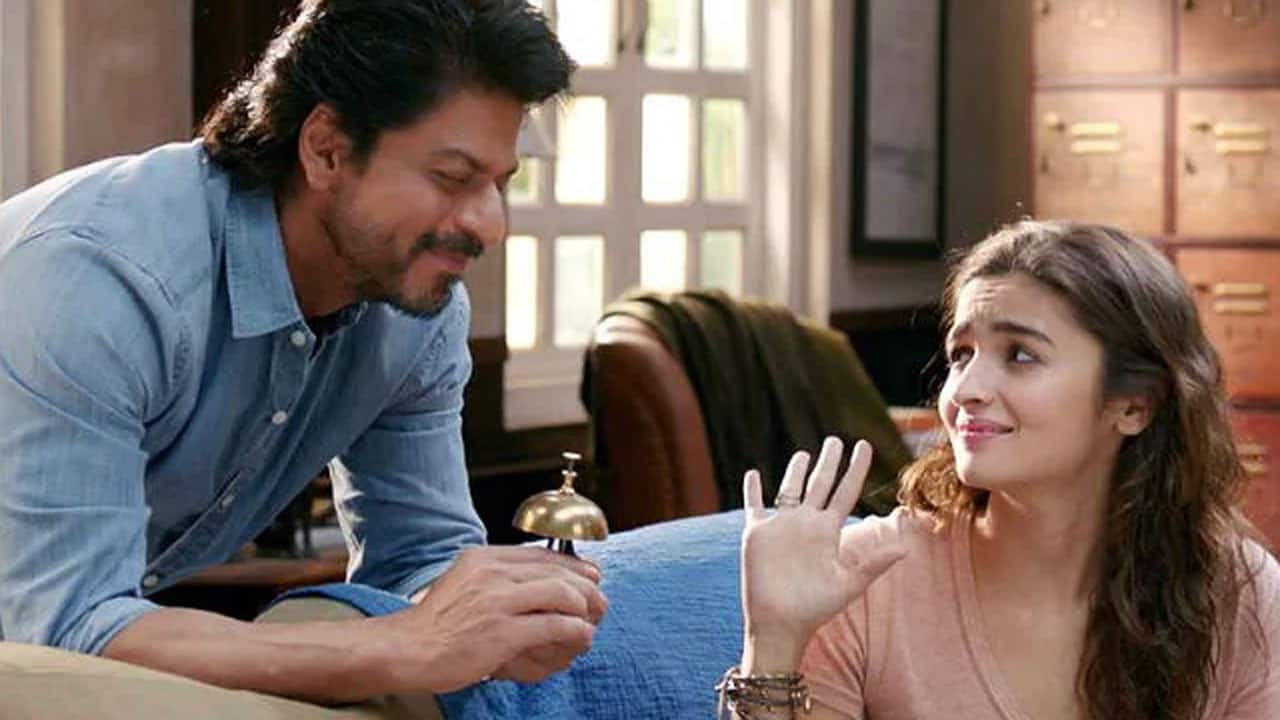 Dialogue of the day from 'Dear Zindagi': 'Albert Einstein ne kaha tha...'