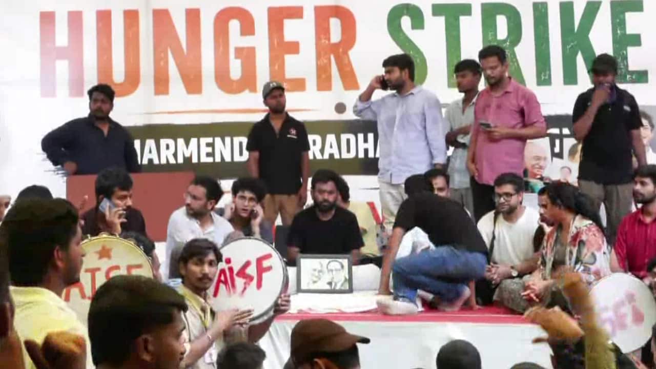 CJP’s Abhijeet Dipke announces indefinite hunger strike after Sonam Wangchuk taken to hospital