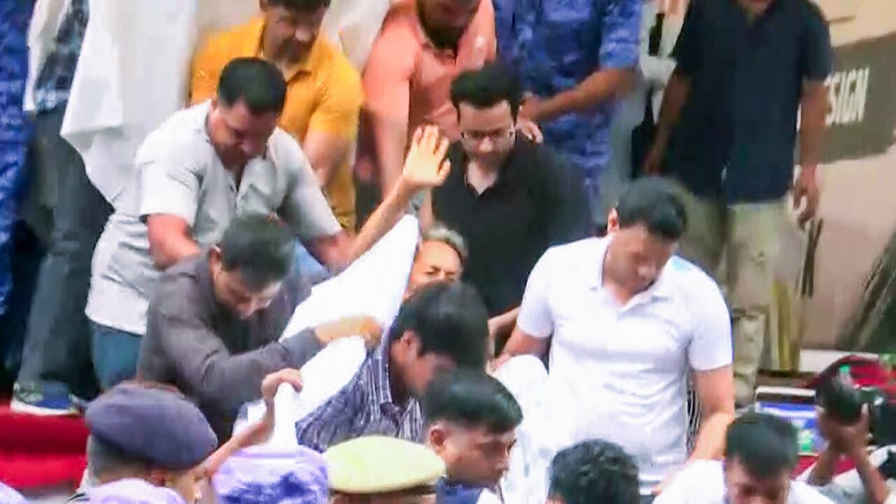 Inside Delhi Police`s secret three-layer strategy plan to remove Sonam Wangchuk from Jantar Mantar