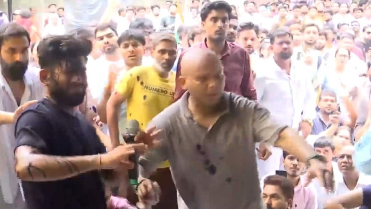 Ink thrown at CJP founder Abhijeet Dipke after Sonam Wangchuk shifted to hospital