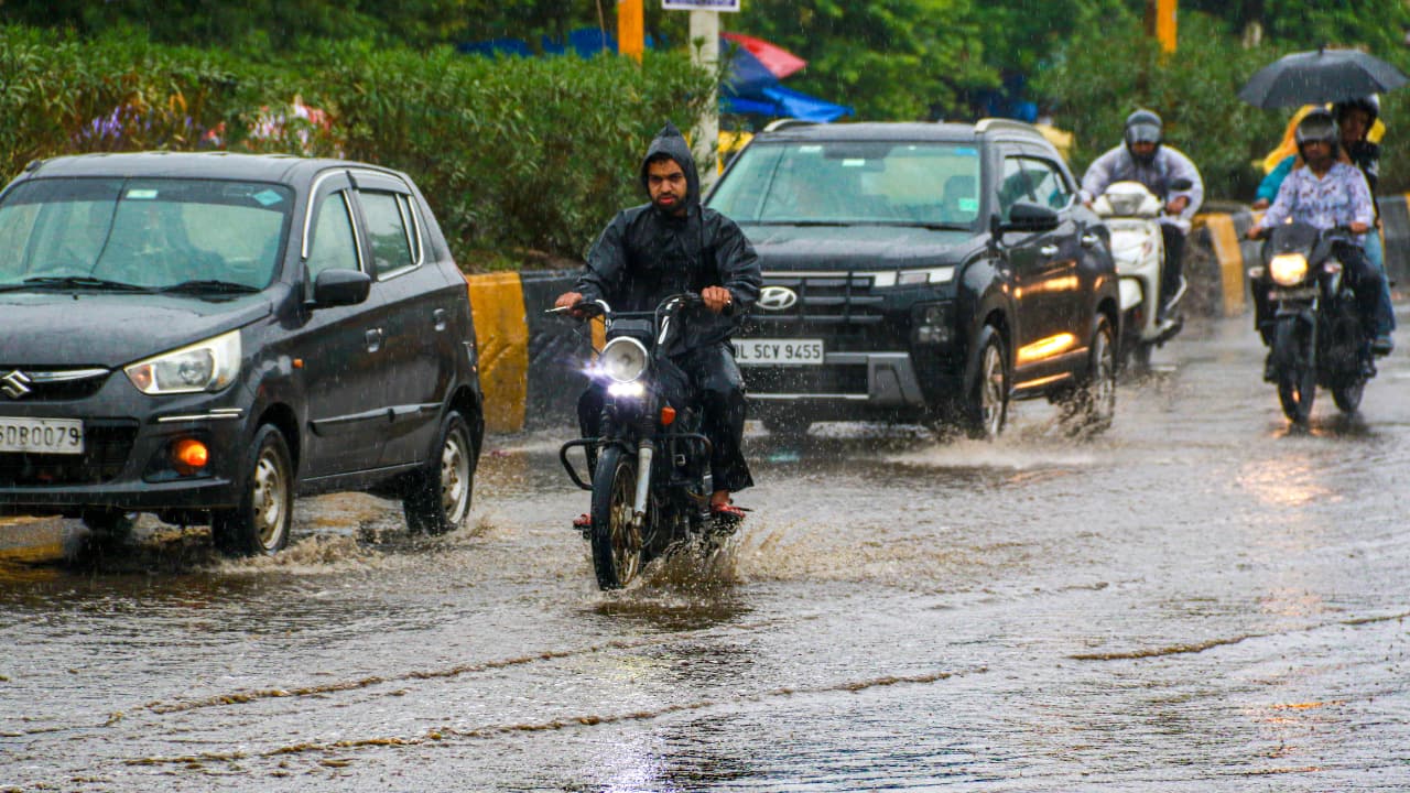 Delhi Weather: Rain brings relief from heat; IMD issues Yellow alert
