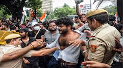 CJP protest, lathi charge, Parliament uproar: What happened in Delhi on Monday