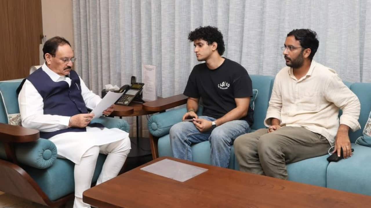 Why did the government choose Health Minister JP Nadda to lead talks with CJP leaders?