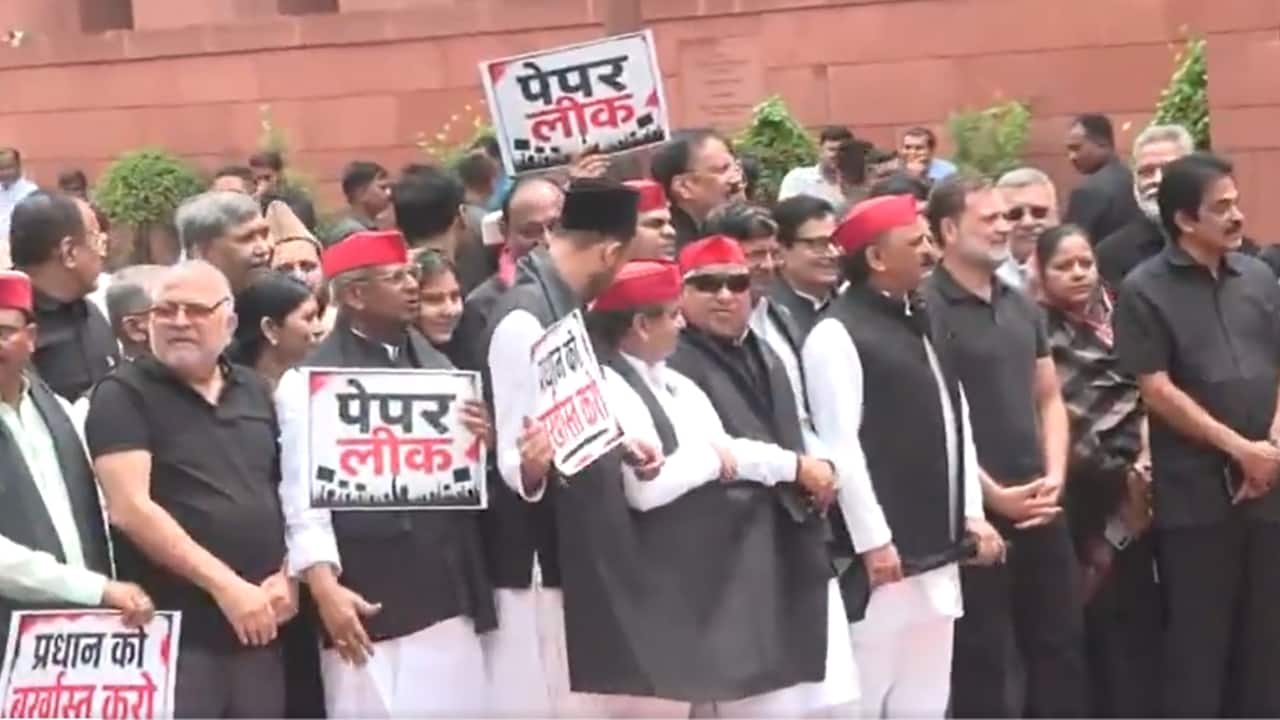CJP protest: Fresh talks between Centre, protestors today; Opposition MPs wear black to Parliament, demand Pradhan’s resignation
