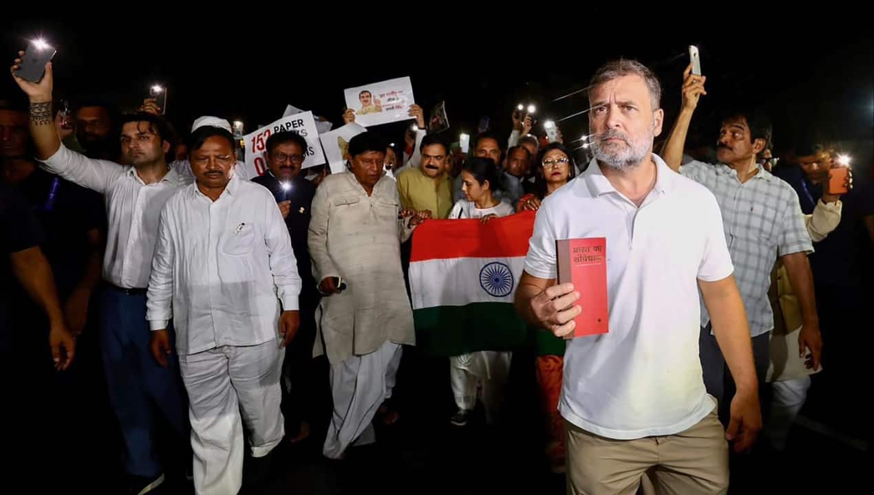 `How dare you threaten students`: Rahul Gandhi slams DU over Jantar Mantar protest advisory