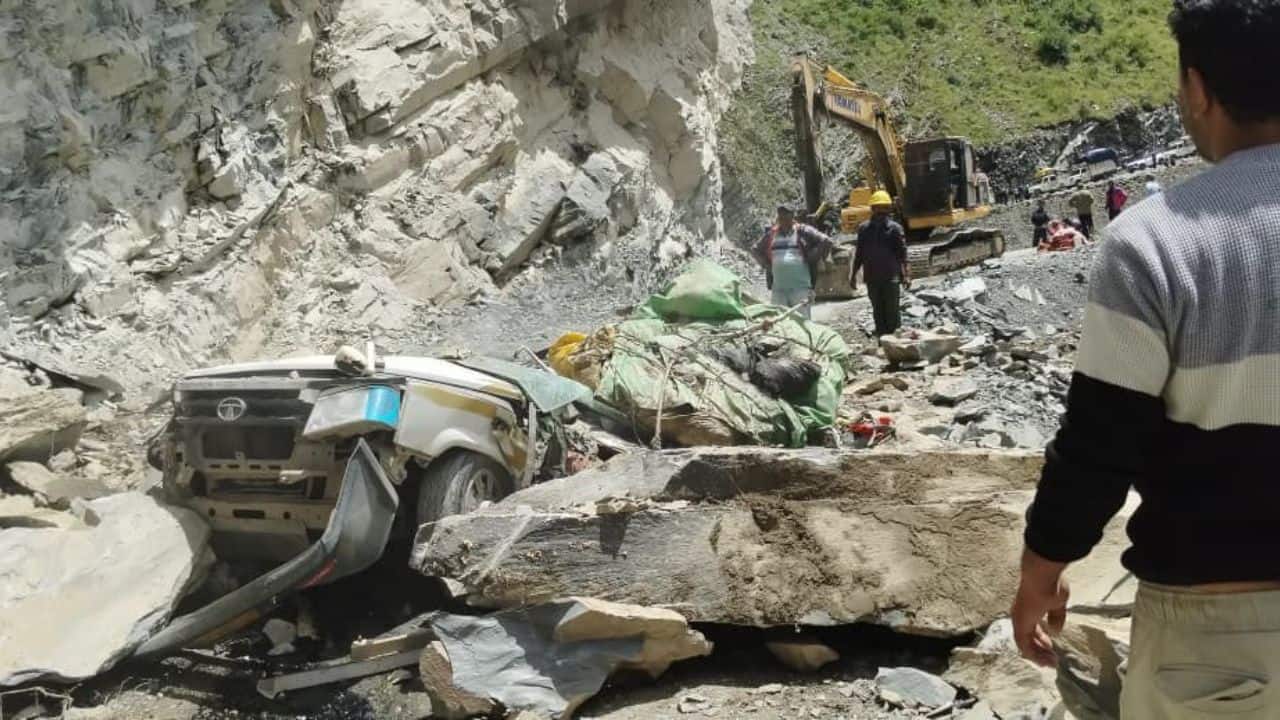 13 dead as boulder crushes moving car in Himachal`s Chamba