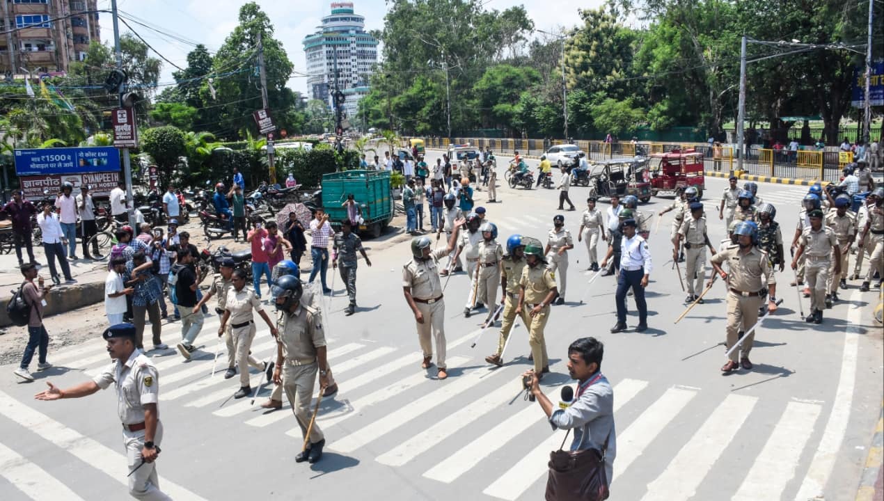 Bihar govt withdraws cases against student protesters, releases all those arrested